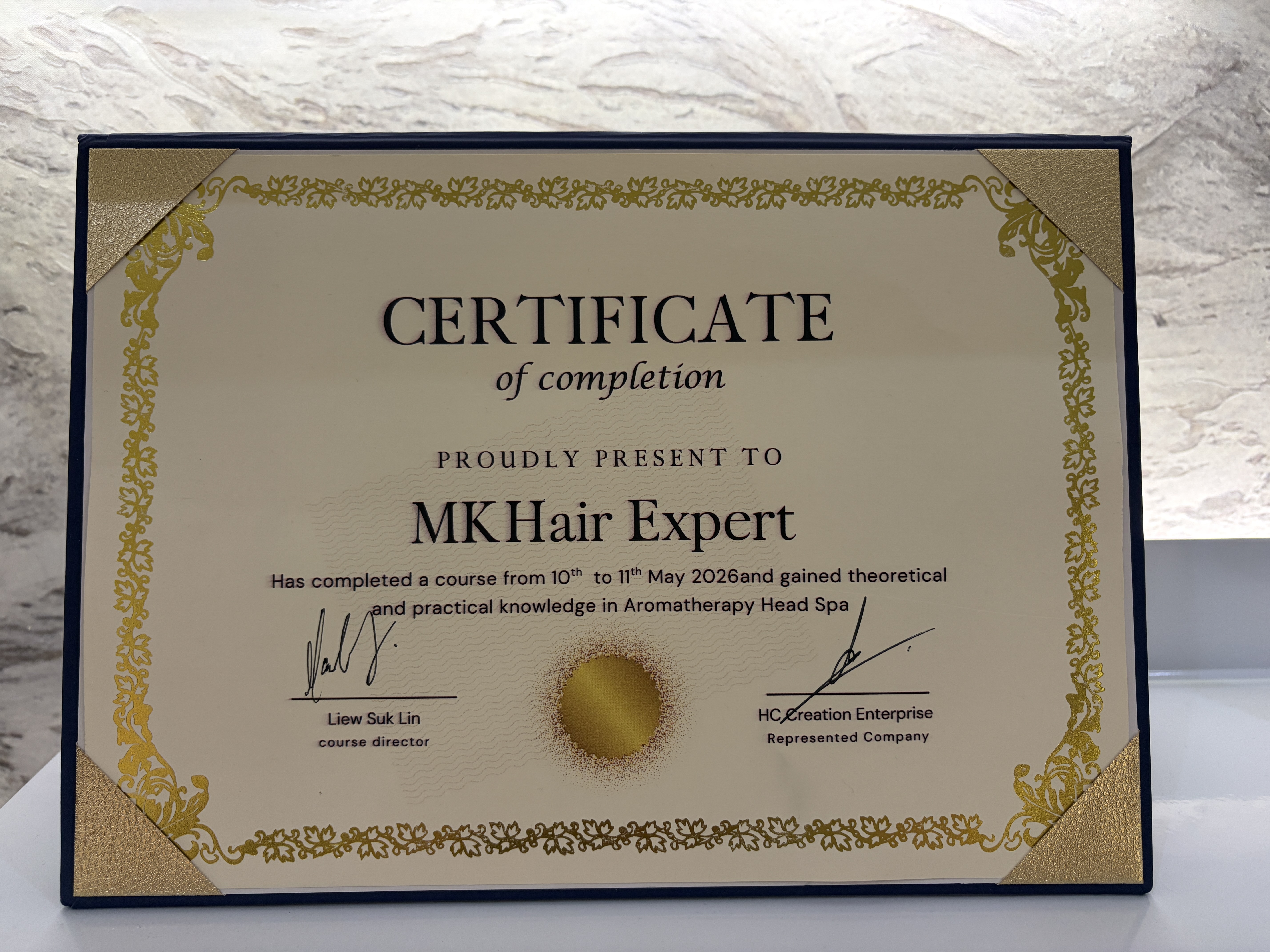 Aromatherapy Head Spa certificate awarded to MK Hair Expert